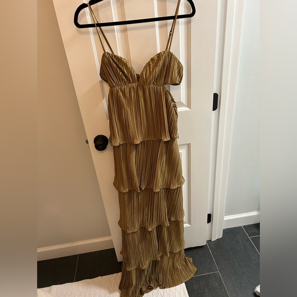 Lulus Kanya Gold Satin Plisse Tiered Maxi Wedding Guest Dress - Picture 6 of 9